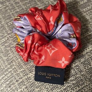 265. Louis Vuitton Vibrant Red and Purple Hair Scrunchie W/COA